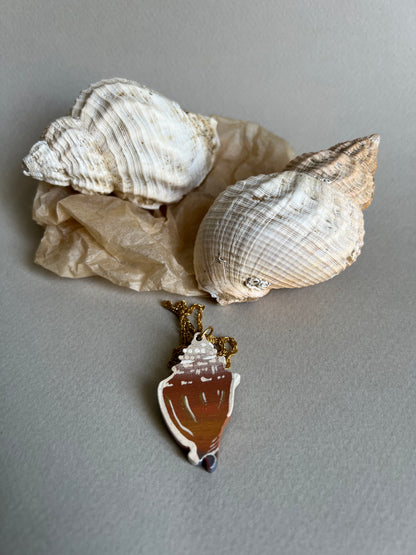 Collier Strombe