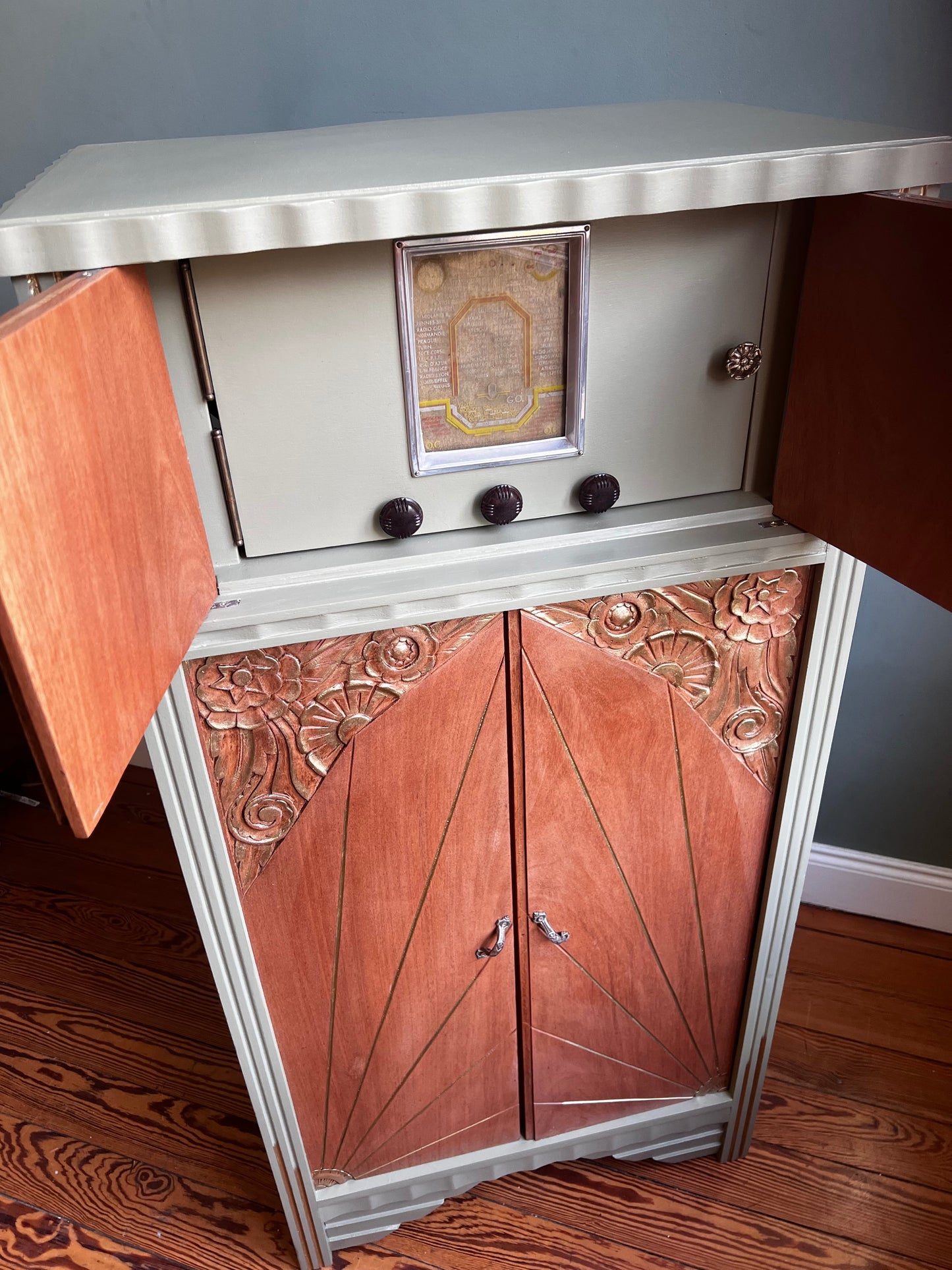 Meuble à musique vert sauge - Octone Atelier